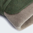 Indlæs billede i gallerifremviser, Cloud7 Hundefrakke Gravhund Brooklyn Fern Green - MyDreamPet