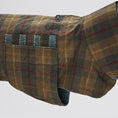 Indlæs billede i gallerifremviser, Hundefrakke Cloud7 Brooklyn Waxed Tartan - MyDreamPet